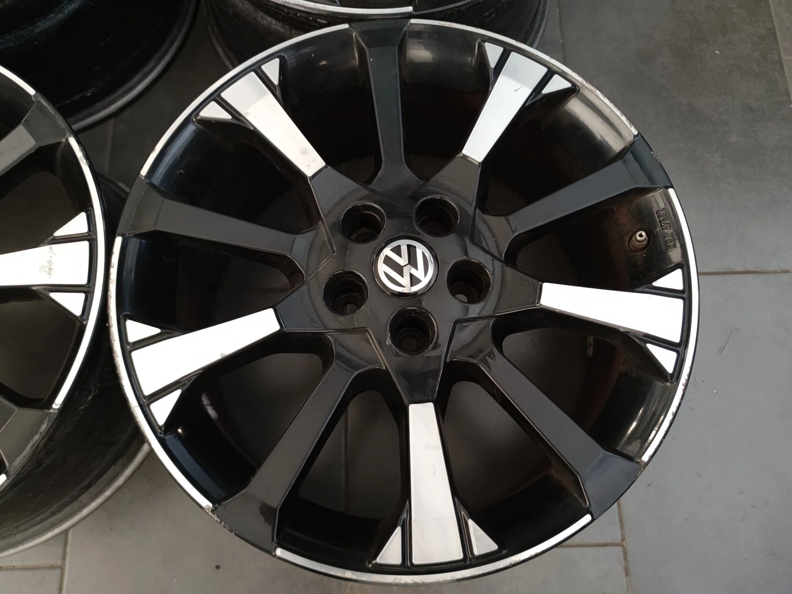 Джанти за VW, снимка 8 - Гуми и джанти - 56688472