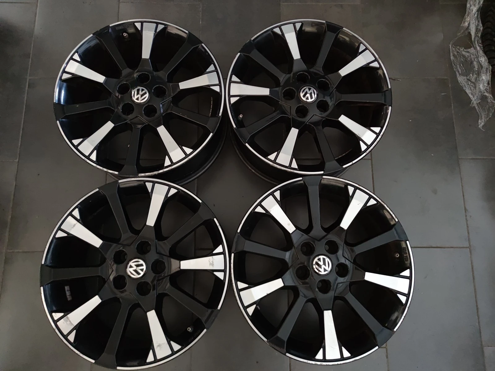 Джанти за VW, снимка 3 - Гуми и джанти - 56688472
