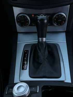 Mercedes-Benz C 320 W204, снимка 12