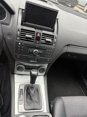 Mercedes-Benz C 320 AMG, снимка 13