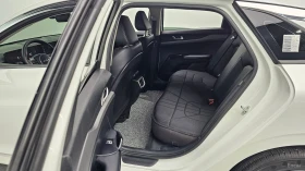 Kia K5 Trendy* 2.0LPG* ПОДГРЕВ* КАМЕРА* KEYLESS* , снимка 9