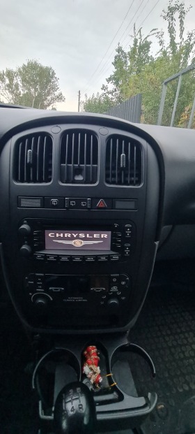 Chrysler Voyager 2.4 i | Mobile.bg   10