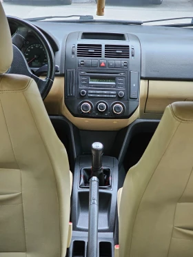 Обява за продажба на VW Polo 1.2 Comfortline - Кожа - Парктроник - Климатроник ~5 000 лв. - изображение 7