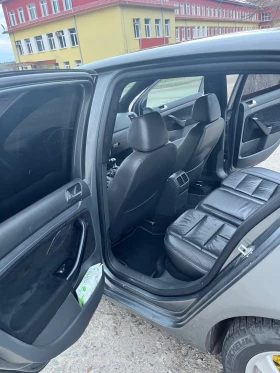 VW Golf Golf 5 1, 9  - 4350 € / 8507.86 лв. - 55499463 8