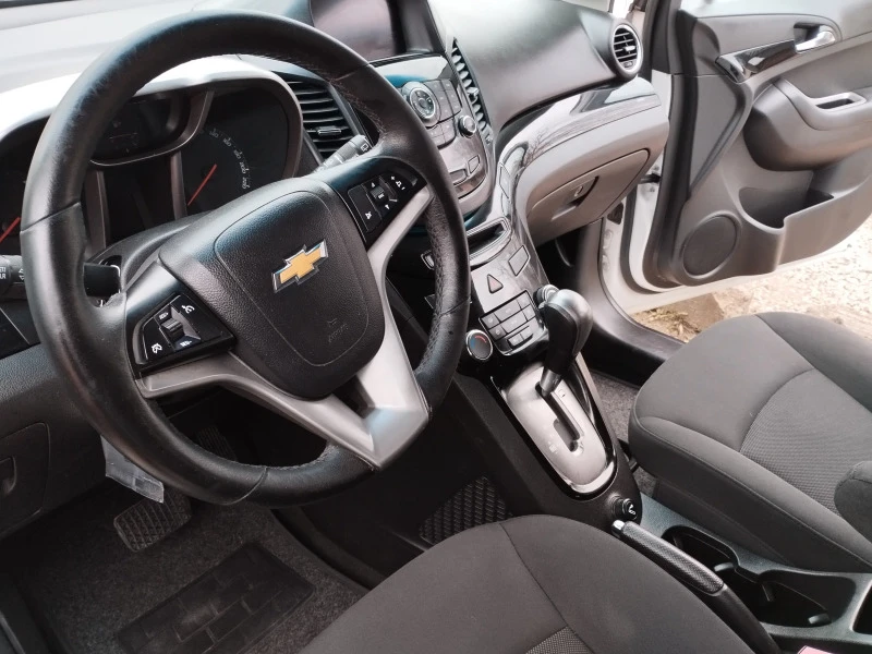 Chevrolet Orlando 2.0D 163kc AUTOMATIC, снимка 10 - Автомобили и джипове - 44348704