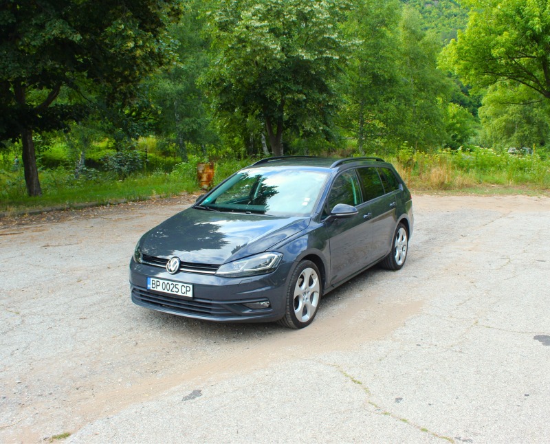 VW Golf Variant Facelift LED, снимка 2 - Автомобили и джипове - 46463549