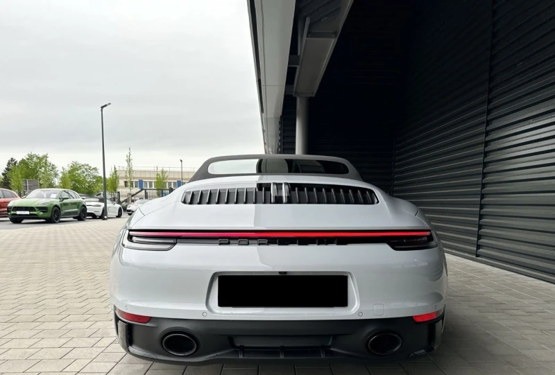 Porsche 911 Carrera 4 GTS Cabrio = NEW= Гаранция, снимка 2 - Автомобили и джипове - 47304331