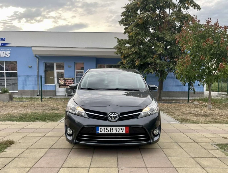 Toyota Verso Facelift 2016год.* 1.6D-4D* Euro 6b* , снимка 2 - Автомобили и джипове - 47333838