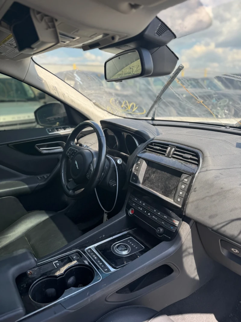 Jaguar F-PACE 2.0 Diesel na chasti, снимка 5 - Автомобили и джипове - 52537105