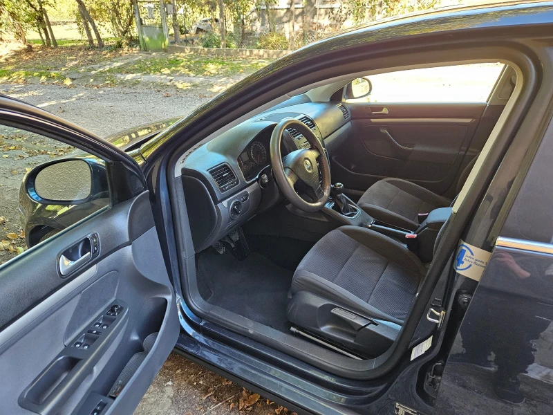 VW Jetta 1.9TDI, снимка 9 - Автомобили и джипове - 47640998