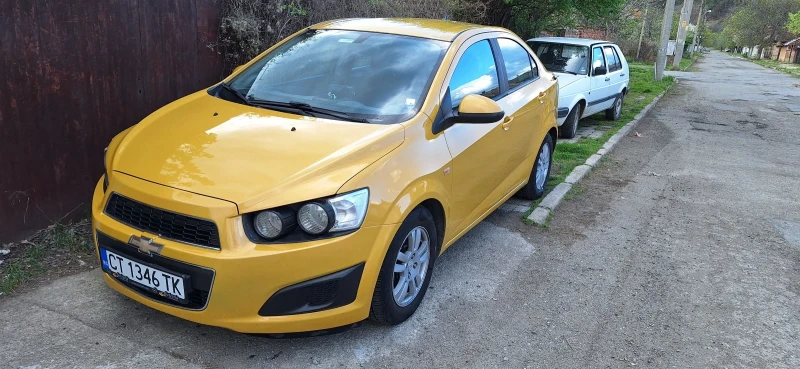 Chevrolet Aveo 1.4i, снимка 5 - Автомобили и джипове - 47973762