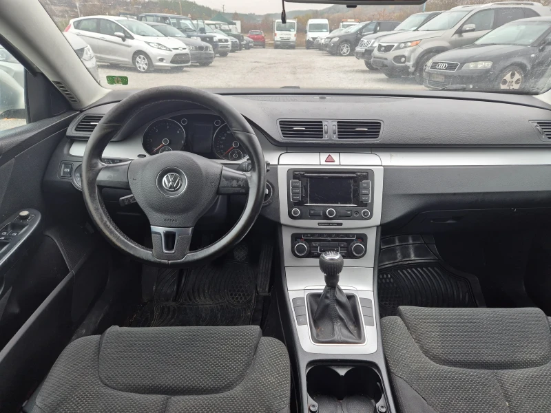 VW Passat 2.0 TDI, снимка 6 - Автомобили и джипове - 48002945