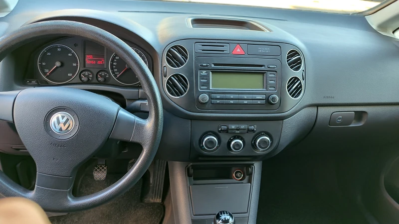 VW Golf Plus, снимка 7 - Автомобили и джипове - 48357529