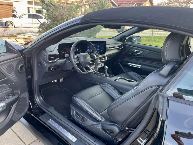 Ford Mustang 10.2024год., снимка 11 - Автомобили и джипове - 52644891