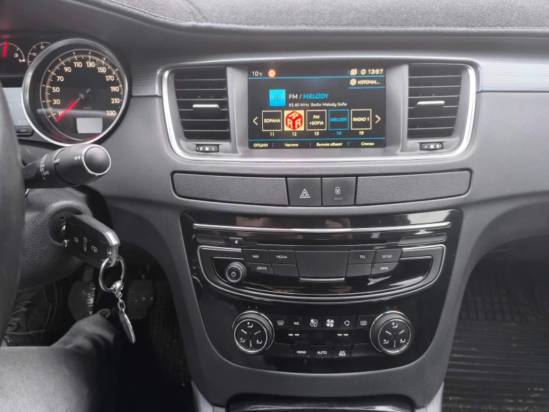 Peugeot 508 BlueHDi, снимка 11 - Автомобили и джипове - 52825060