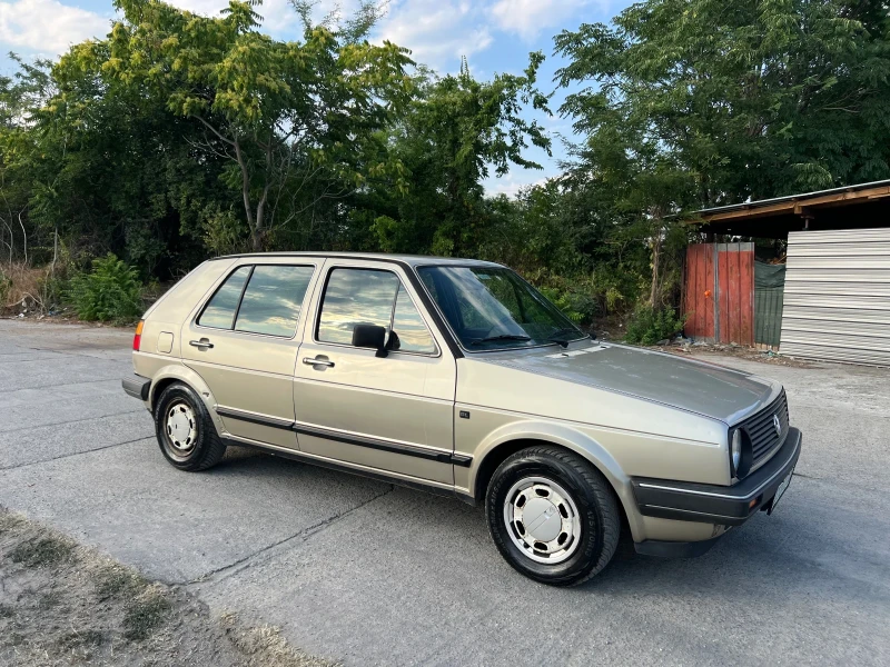 VW Golf, снимка 4 - Автомобили и джипове - 53088598