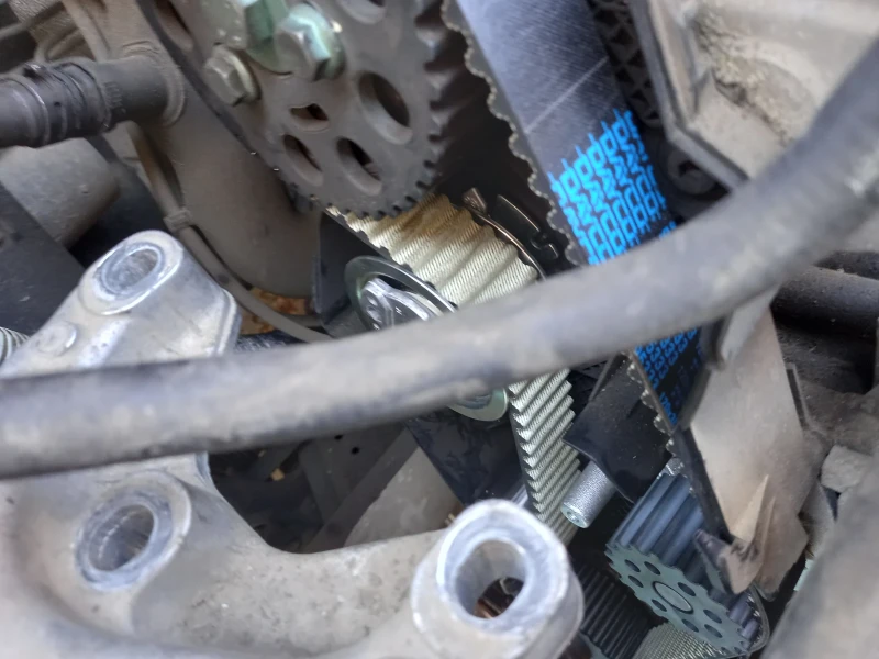 Seat Ibiza Тди, снимка 4 - Автомобили и джипове - 51947350