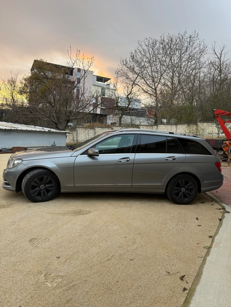Mercedes-Benz C 250, снимка 3 - Автомобили и джипове - 52869112