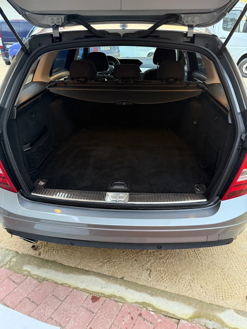 Mercedes-Benz C 250, снимка 7 - Автомобили и джипове - 52869112