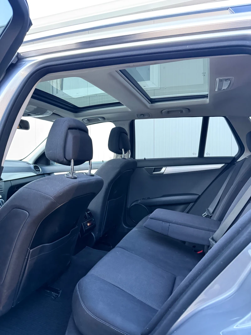 Mercedes-Benz C 250, снимка 13 - Автомобили и джипове - 52869112