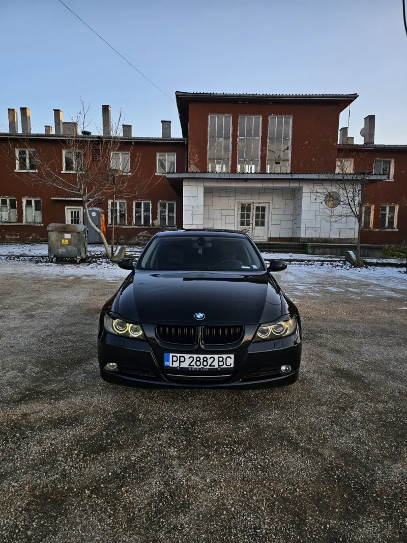 BMW 320, снимка 9 - Автомобили и джипове - 52938274