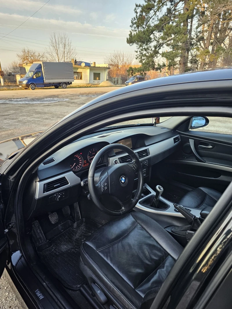 BMW 320, снимка 10 - Автомобили и джипове - 52938274