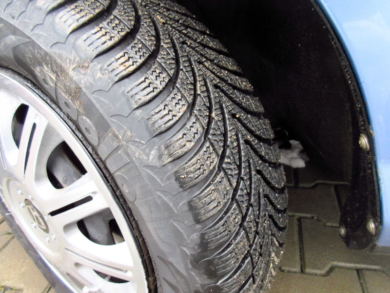 Honda Jazz 1.4i, снимка 11 - Автомобили и джипове - 53269376