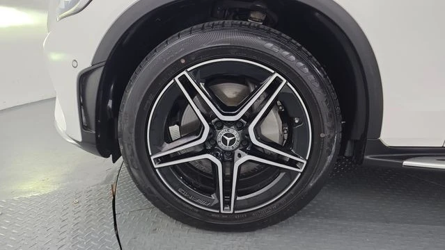 Mercedes-Benz GLC GLC300 4MATIC | HUD | 360  камера | Панорама, снимка 6 - Автомобили и джипове - 55739380