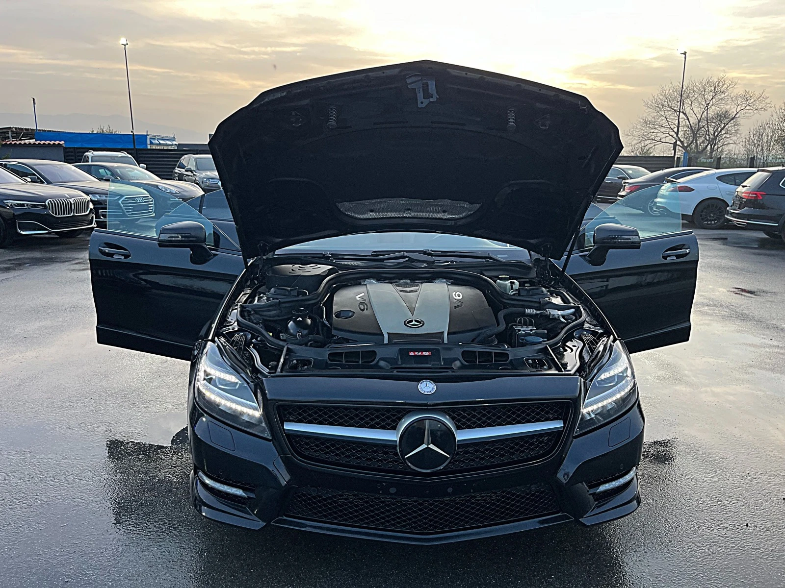 Mercedes-Benz CLS 350 AMG OPTIK-DISTRONIK-BIXENON-LED-NAVI-SPORT-GERMANI | Mobile.bg — изображение 16