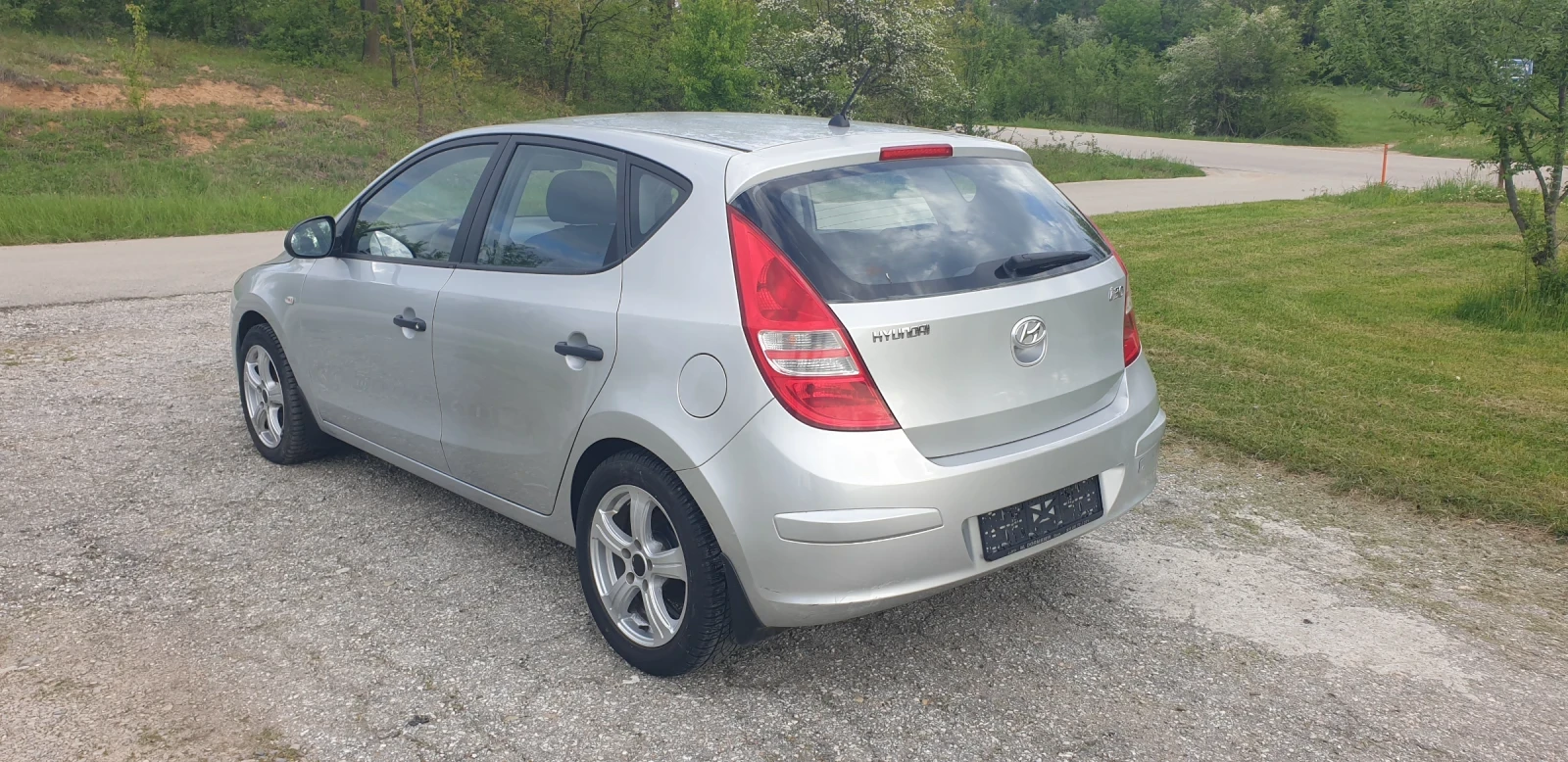Hyundai I30 1.4i benzin - изображение 5