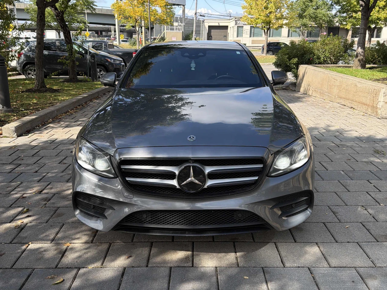 Mercedes-Benz E 400 * АВТО КРЕДИТ* ЦЕНА ДО БГ * CARFAX *  - изображение 2