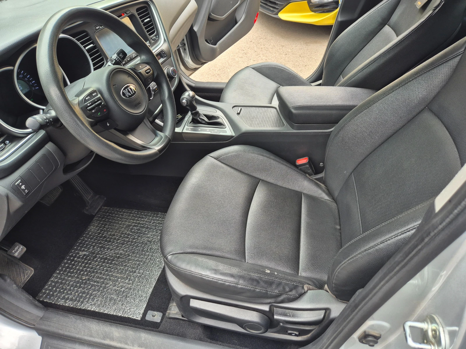 Kia K5 2.0 cm3 LPG - изображение 5
