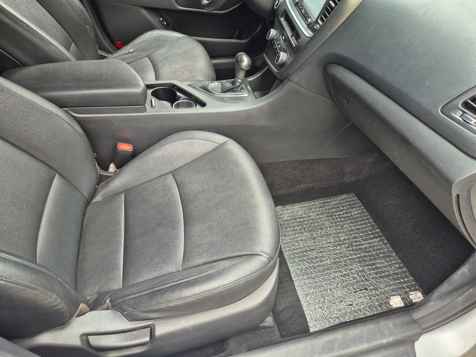 Kia K5 2.0 cm3 LPG - изображение 7