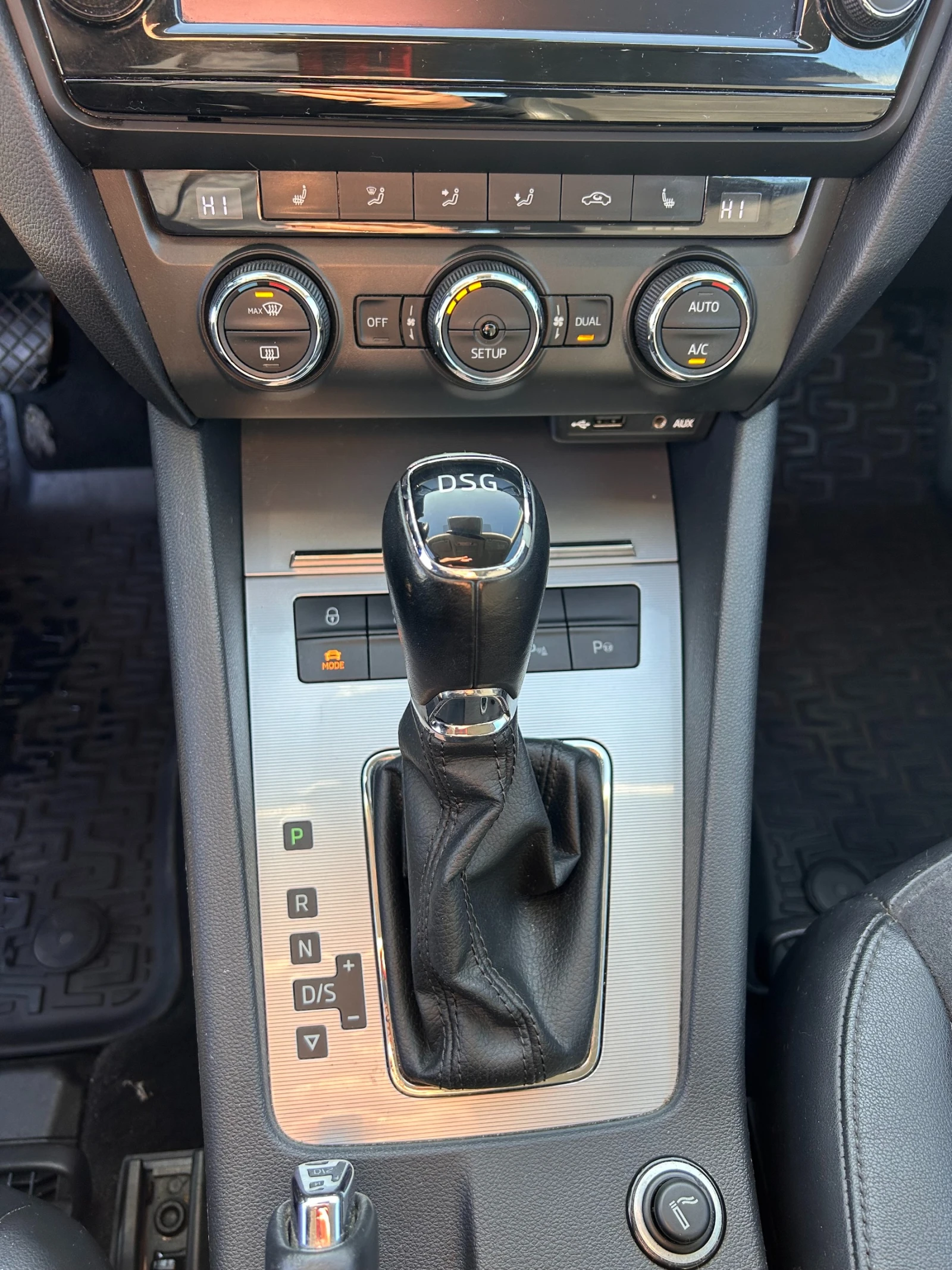 Skoda Octavia 2.0TDI AVTOMAT/NAVI EURO 5 | Mobile.bg � ����������� 14