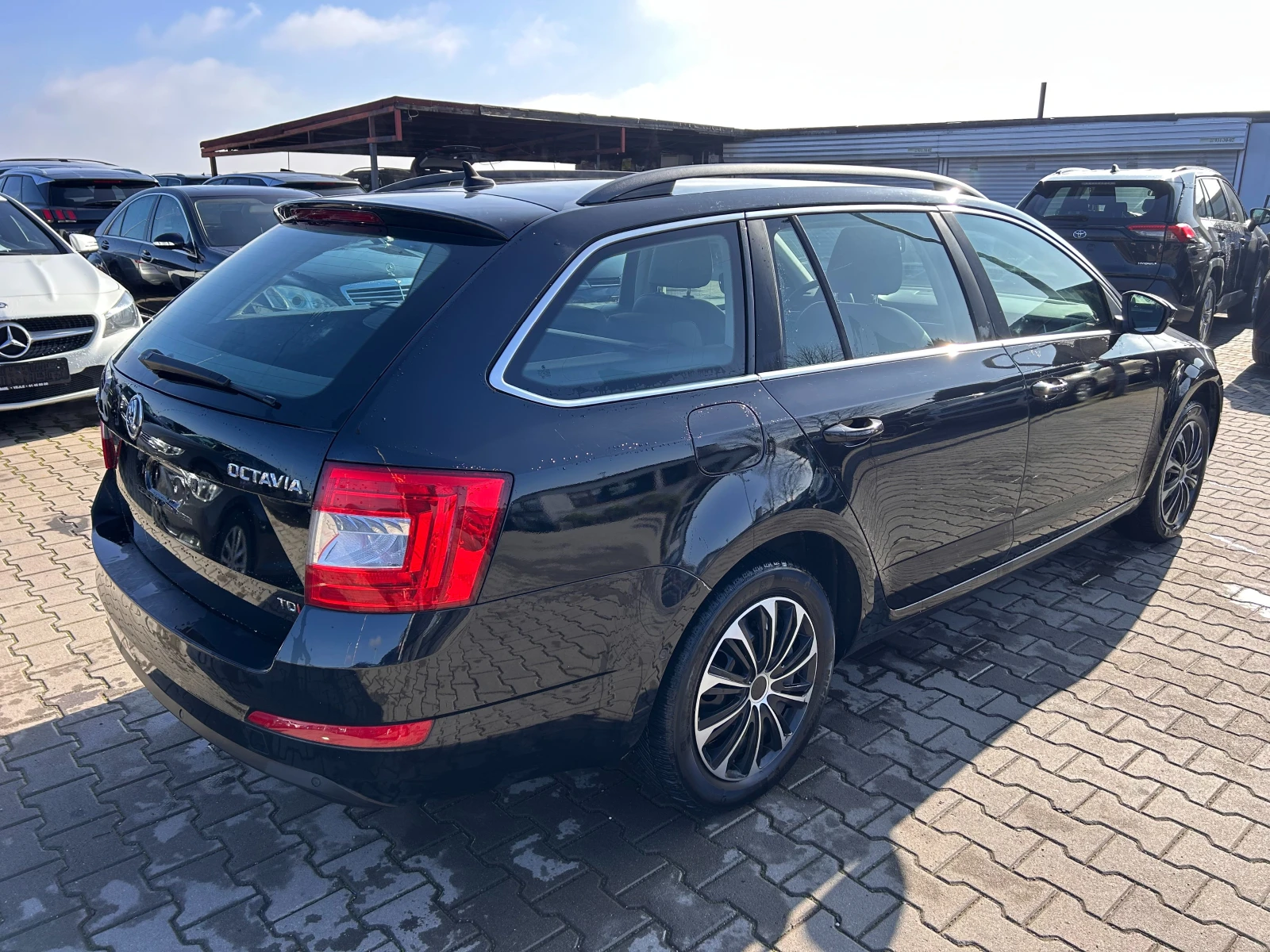 Skoda Octavia 2.0TDI AVTOMAT/NAVI EURO 5 - изображение 6