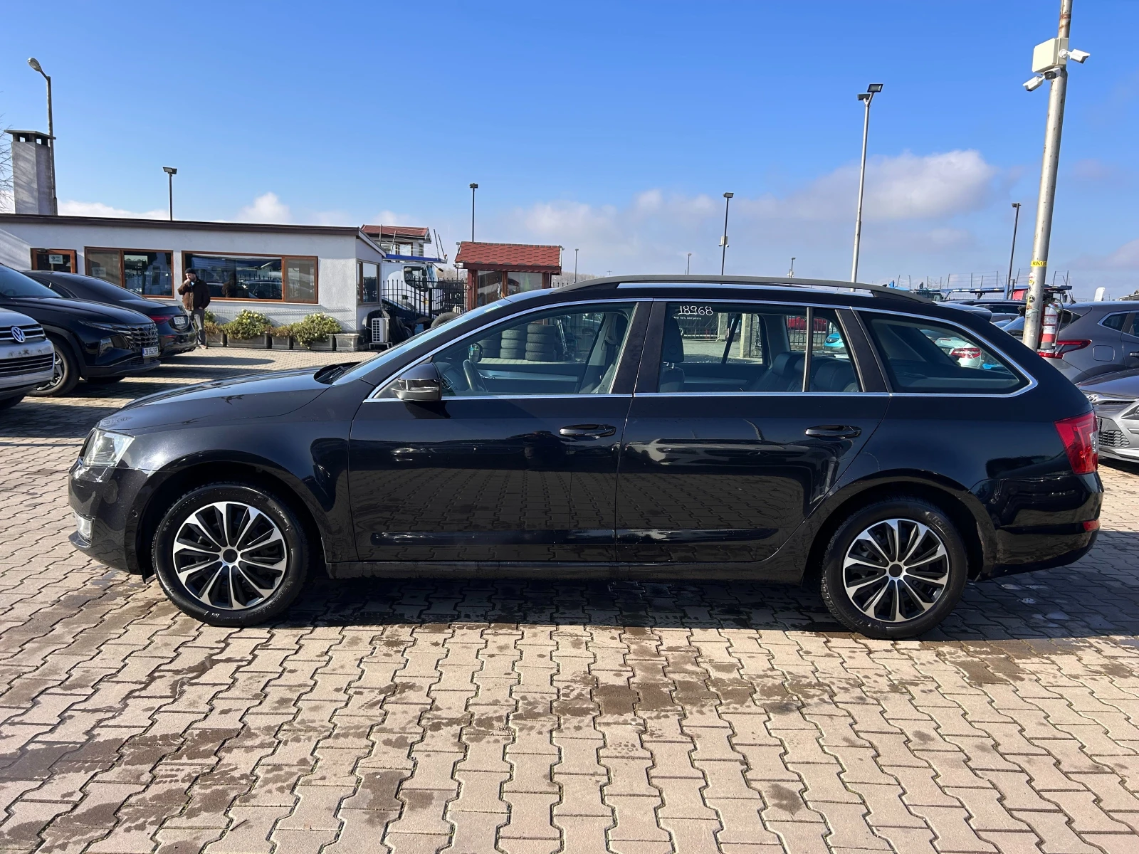 Skoda Octavia 2.0TDI AVTOMAT/NAVI EURO 5 - изображение 9