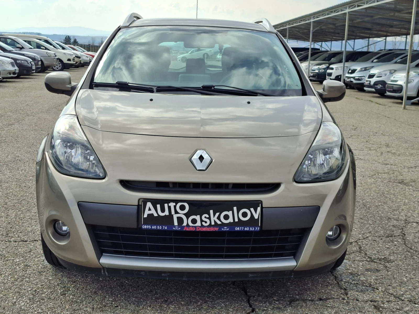 Renault Clio 1, 2i, снимка 2 - Автомобили и джипове - 53758030
