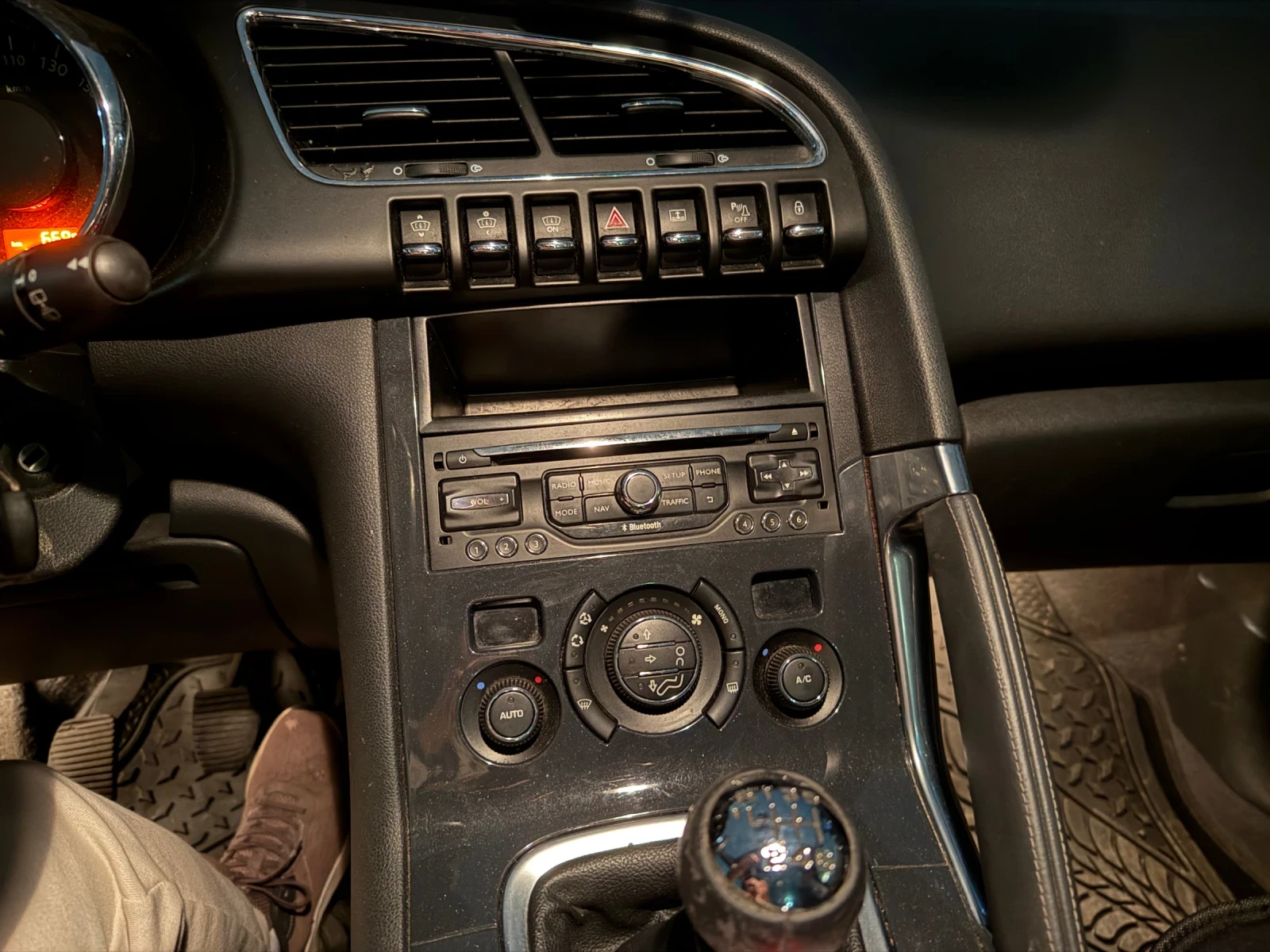 Peugeot 3008, снимка 5 - Автомобили и джипове - 53843122