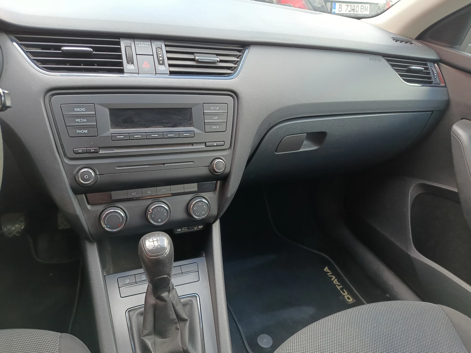Skoda Octavia, снимка 5 - Автомобили и джипове - 54705338