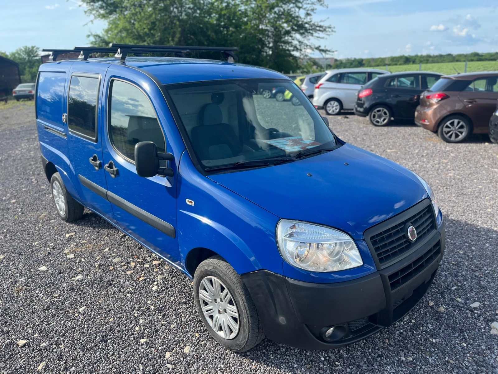 Fiat Doblo 1.9JTD Maxi КЛИМАТИК, снимка 2 - Автомобили и джипове - 54670164