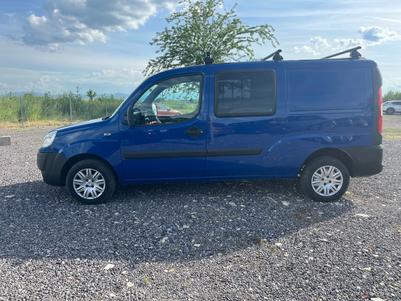 Fiat Doblo 1.9JTD Maxi КЛИМАТИК, снимка 5 - Автомобили и джипове - 54670164