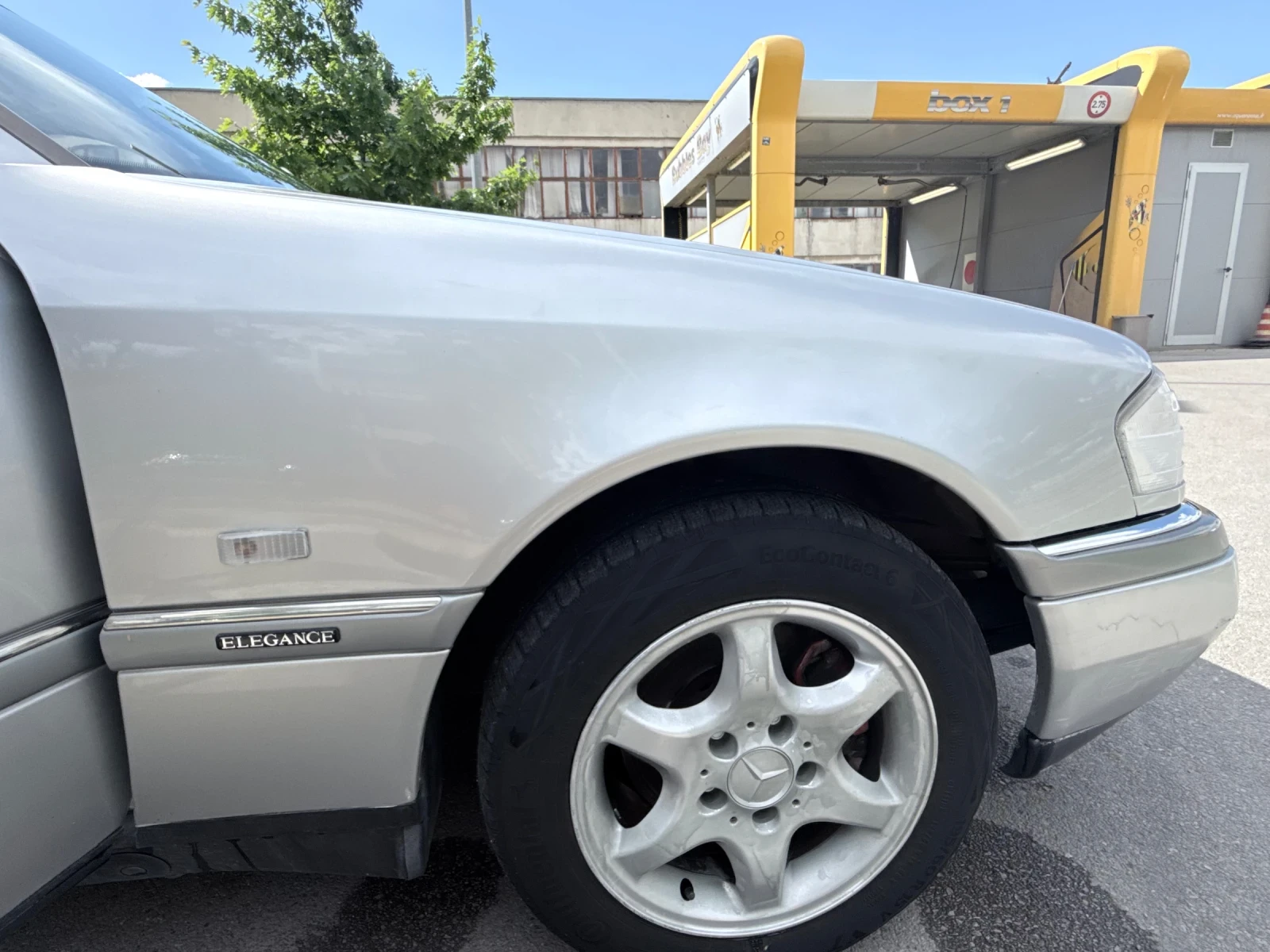 Mercedes-Benz 220, снимка 10 - Автомобили и джипове - 54691723