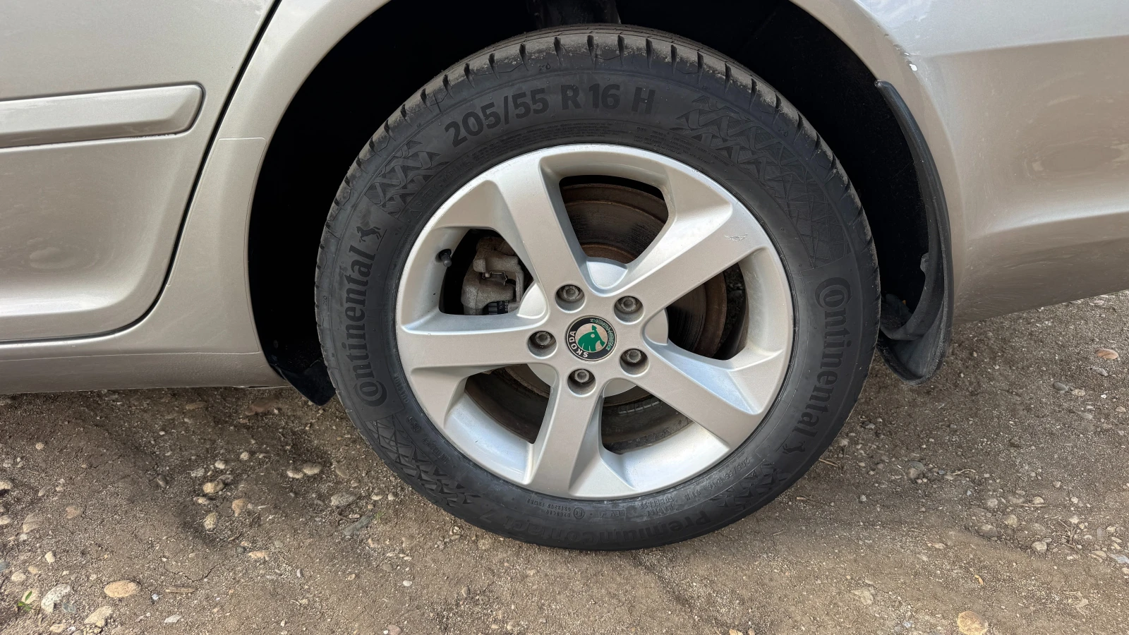 Skoda Octavia TSI 1.8, снимка 9 - Автомобили и джипове - 54717447