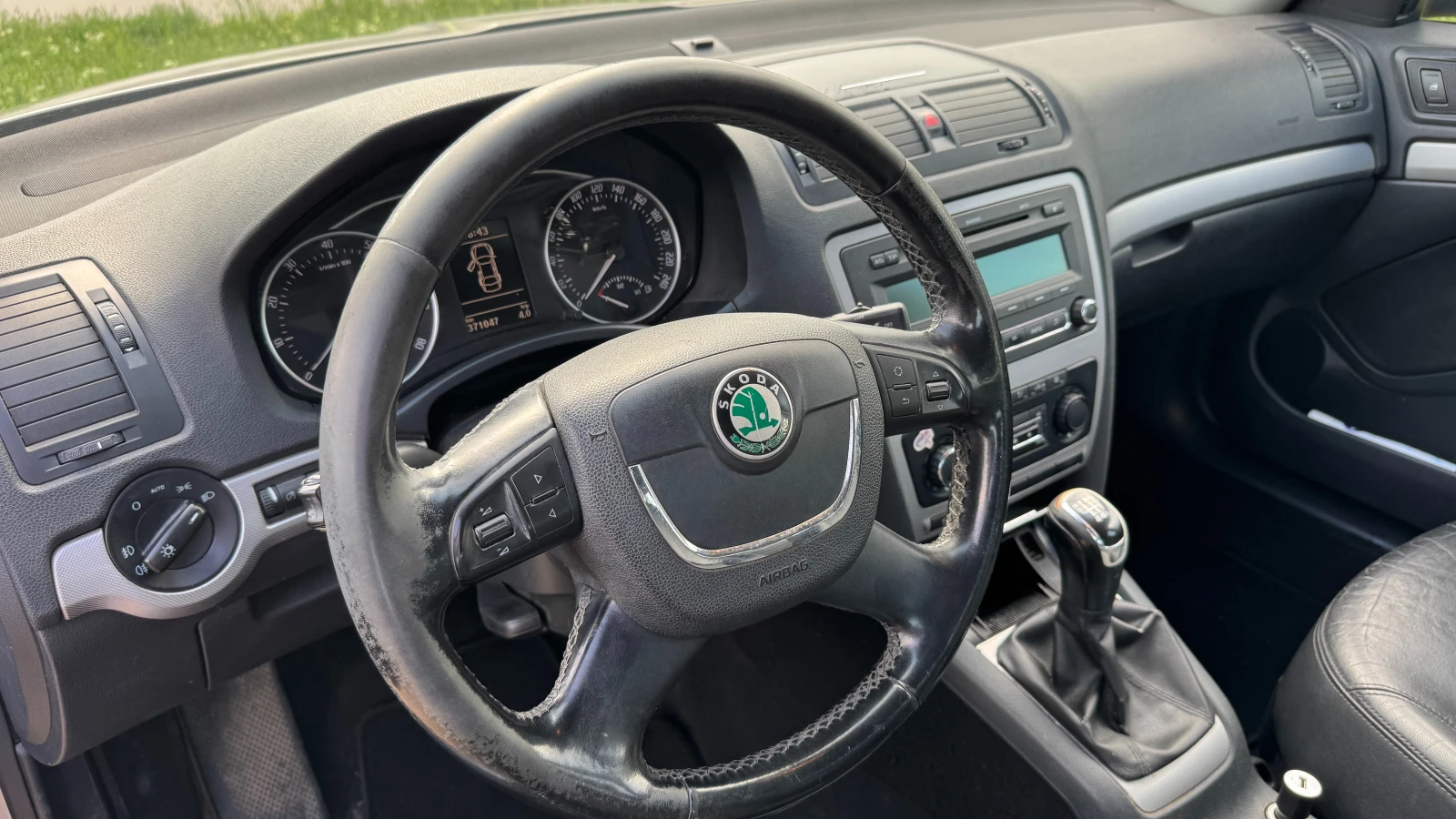 Skoda Octavia TSI 1.8, снимка 8 - Автомобили и джипове - 54717447