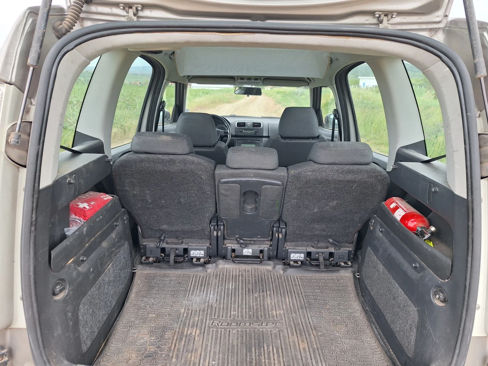 Skoda Roomster 1.4 TDi, снимка 7 - Автомобили и джипове - 54726613