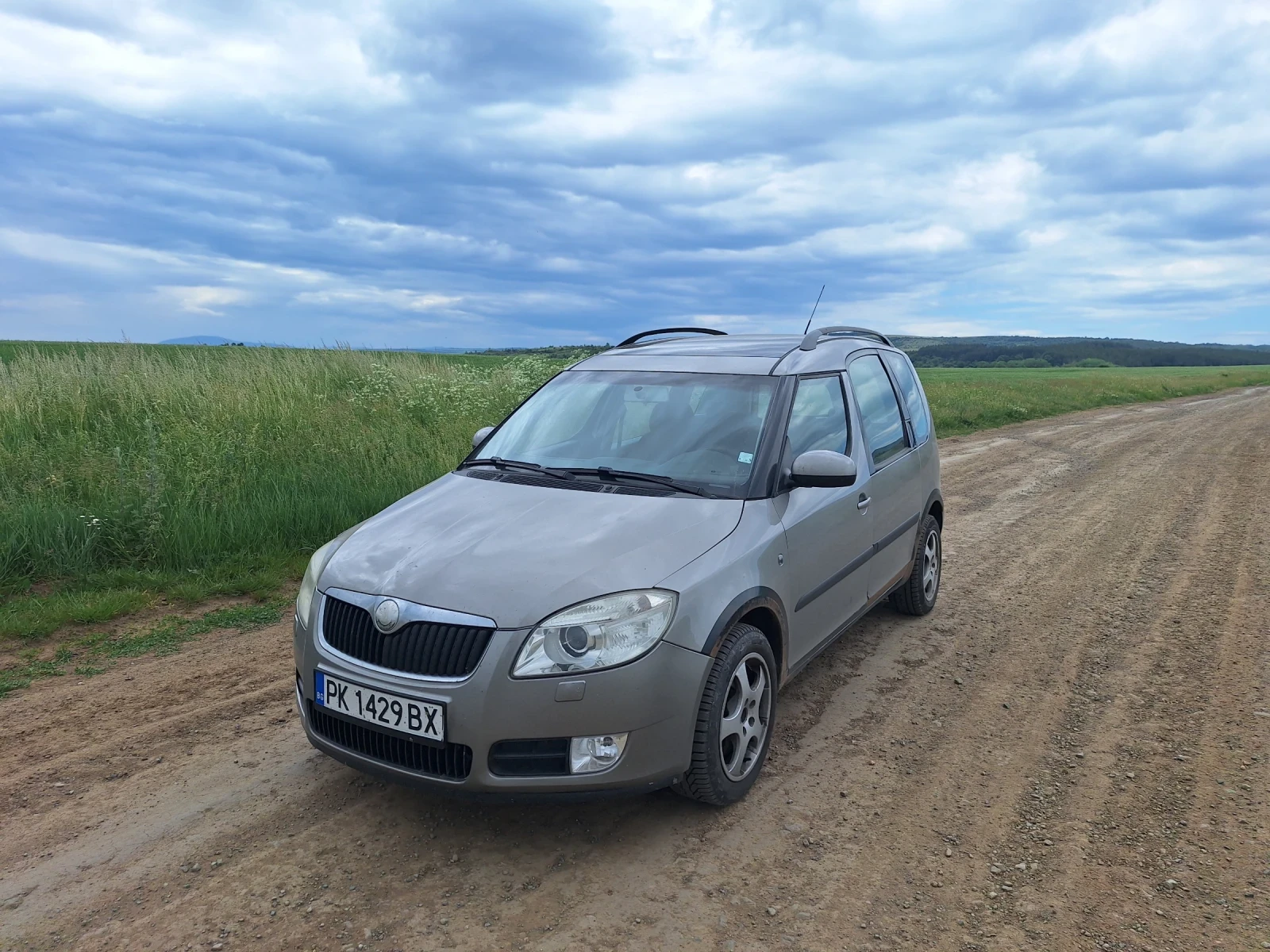 Skoda Roomster 1.4 TDi, снимка 3 - Автомобили и джипове - 54726613