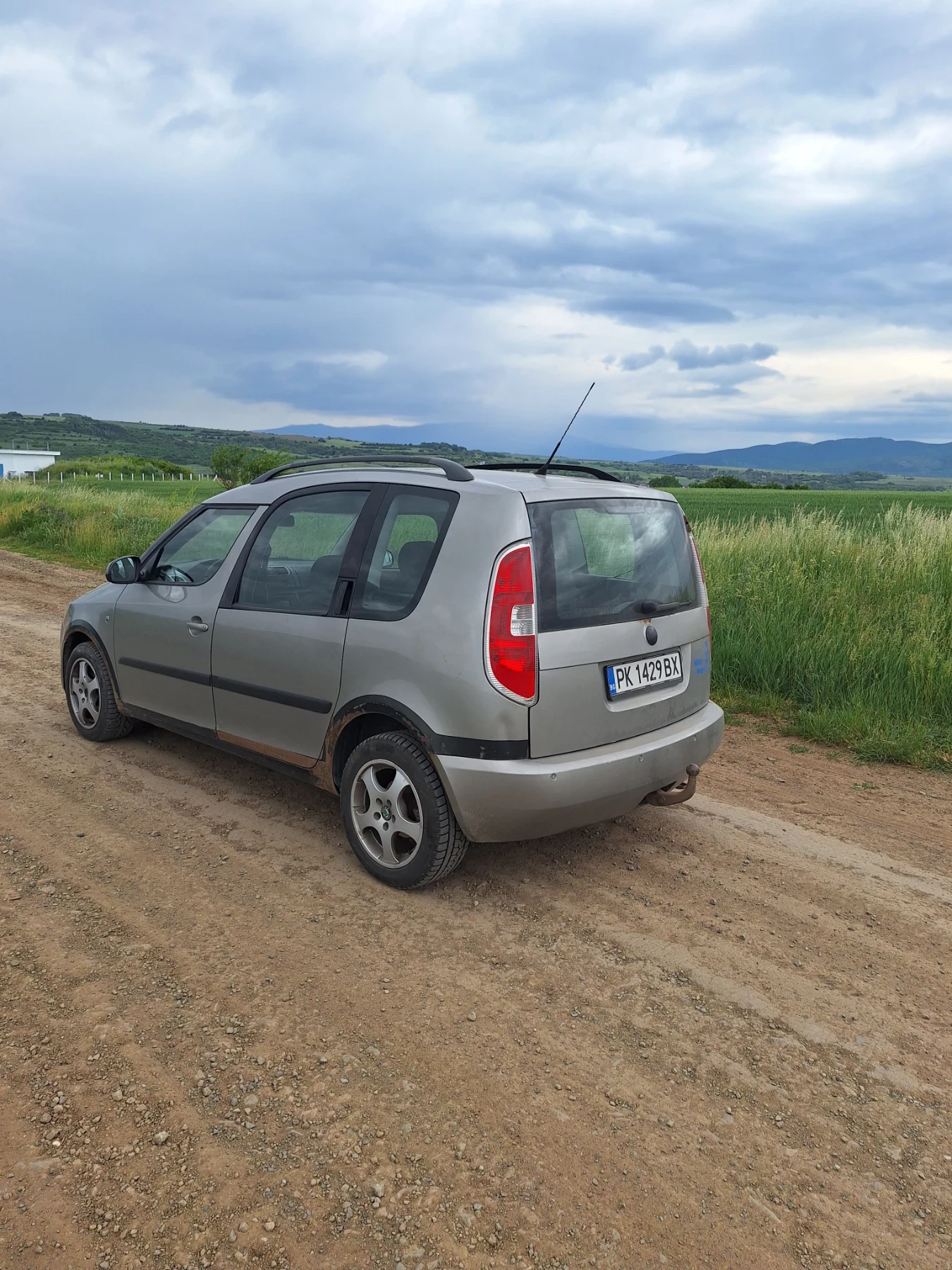 Skoda Roomster 1.4 TDi, снимка 5 - Автомобили и джипове - 54726613