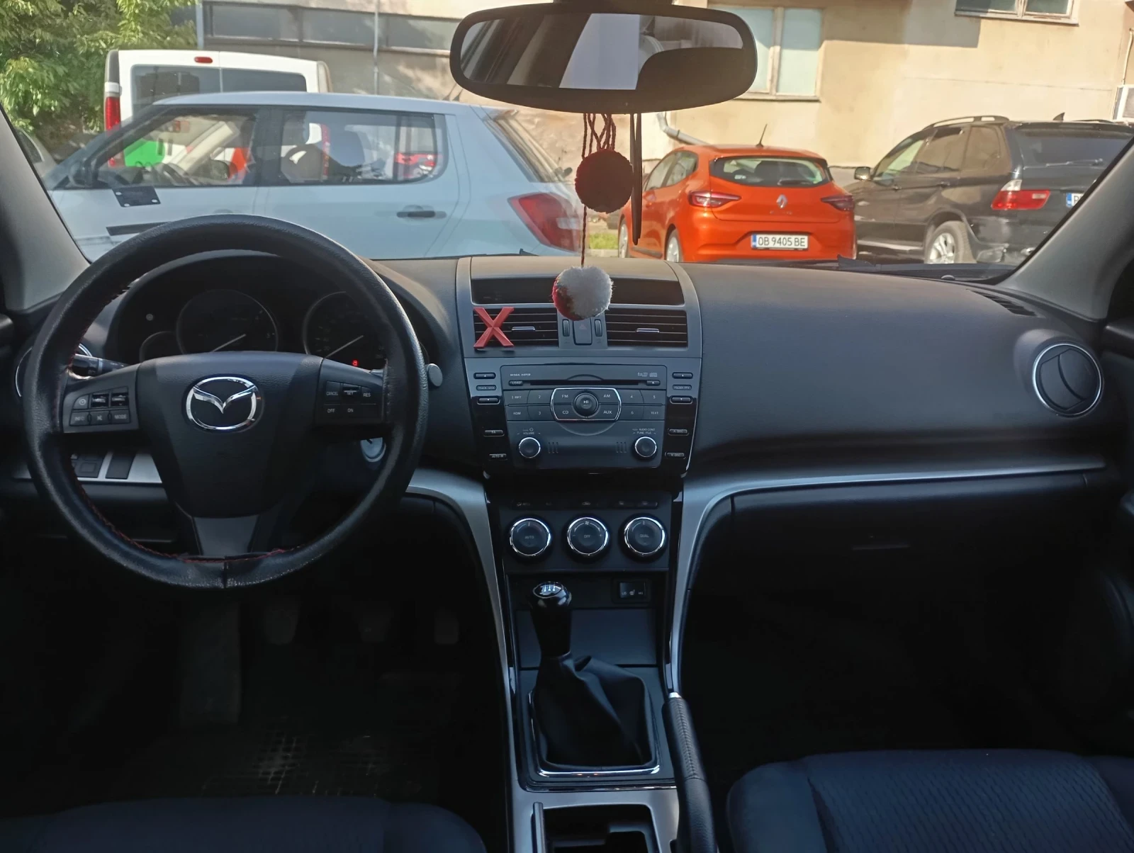 Mazda 6 2.2, снимка 4 - Автомобили и джипове - 54917949