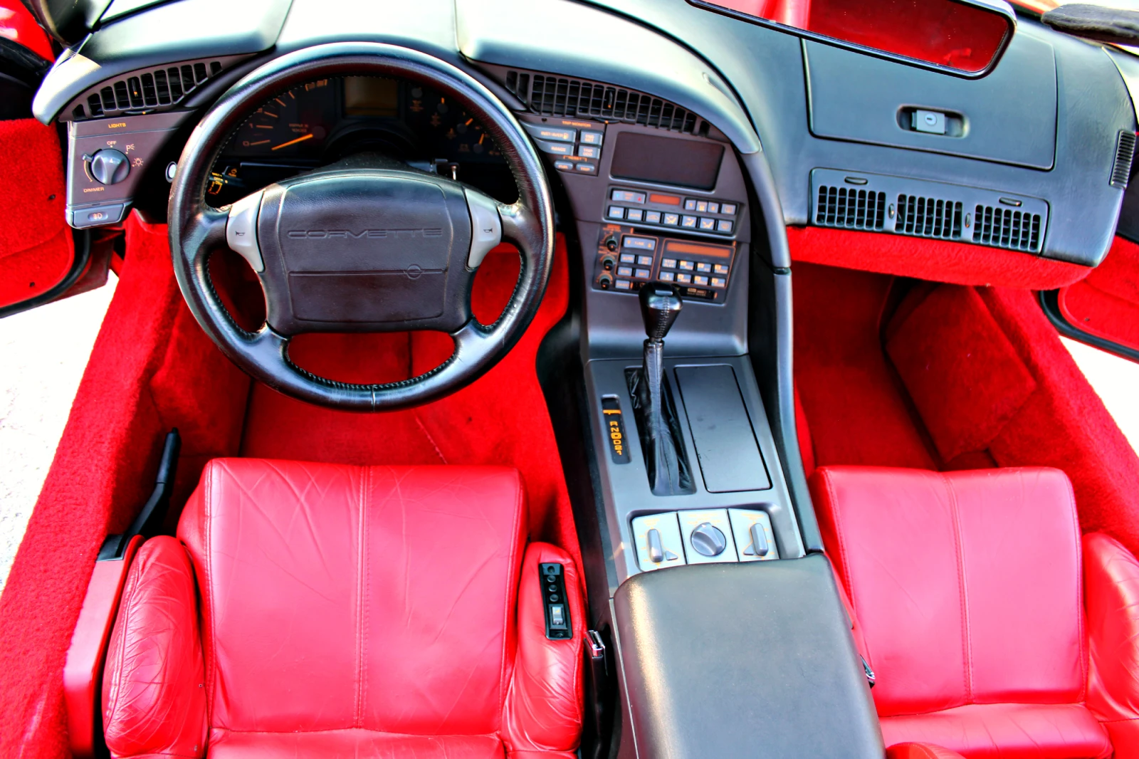 Chevrolet Corvette C4 V8 Targa Швейцария, снимка 11 - Автомобили и джипове - 54971558