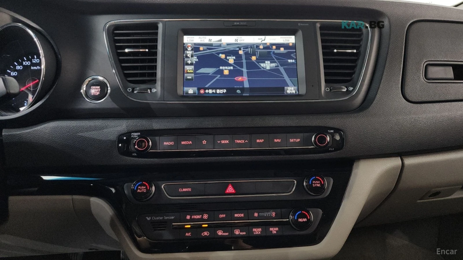 Kia Carnival * 9 МЕСТА* KEYLESS* Camera* ПОДГРЕВ* , снимка 12 - Автомобили и джипове - 55062024